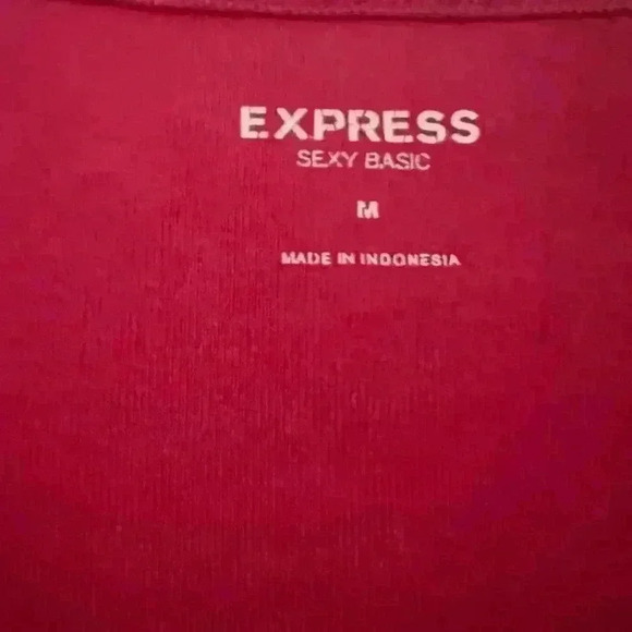 Express Hot Pink Top - Picture 2 of 2